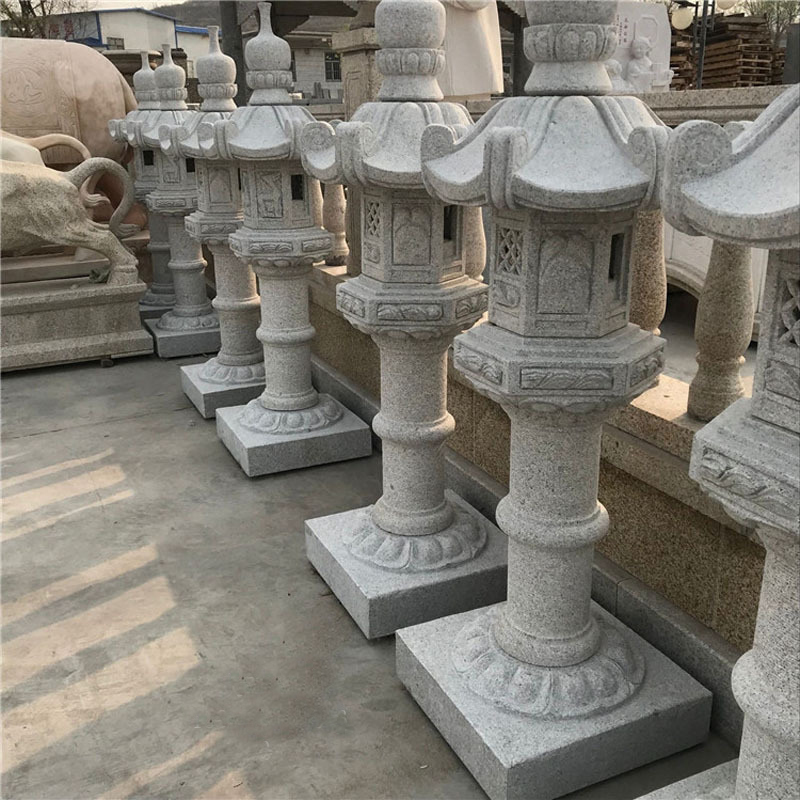 Japanese Style Granite Stone Lantern